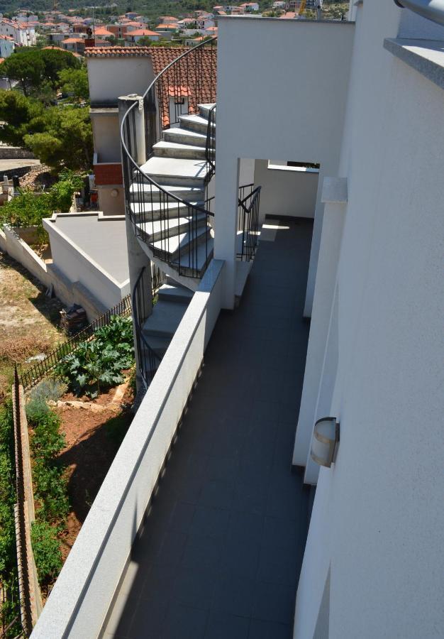 Apartmani Rita Slatine Exterior foto