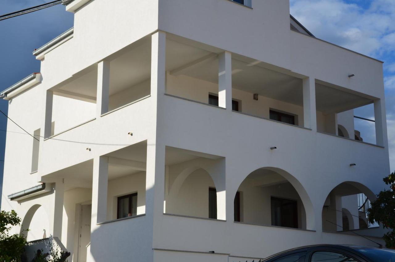 Apartmani Rita Slatine Exterior foto