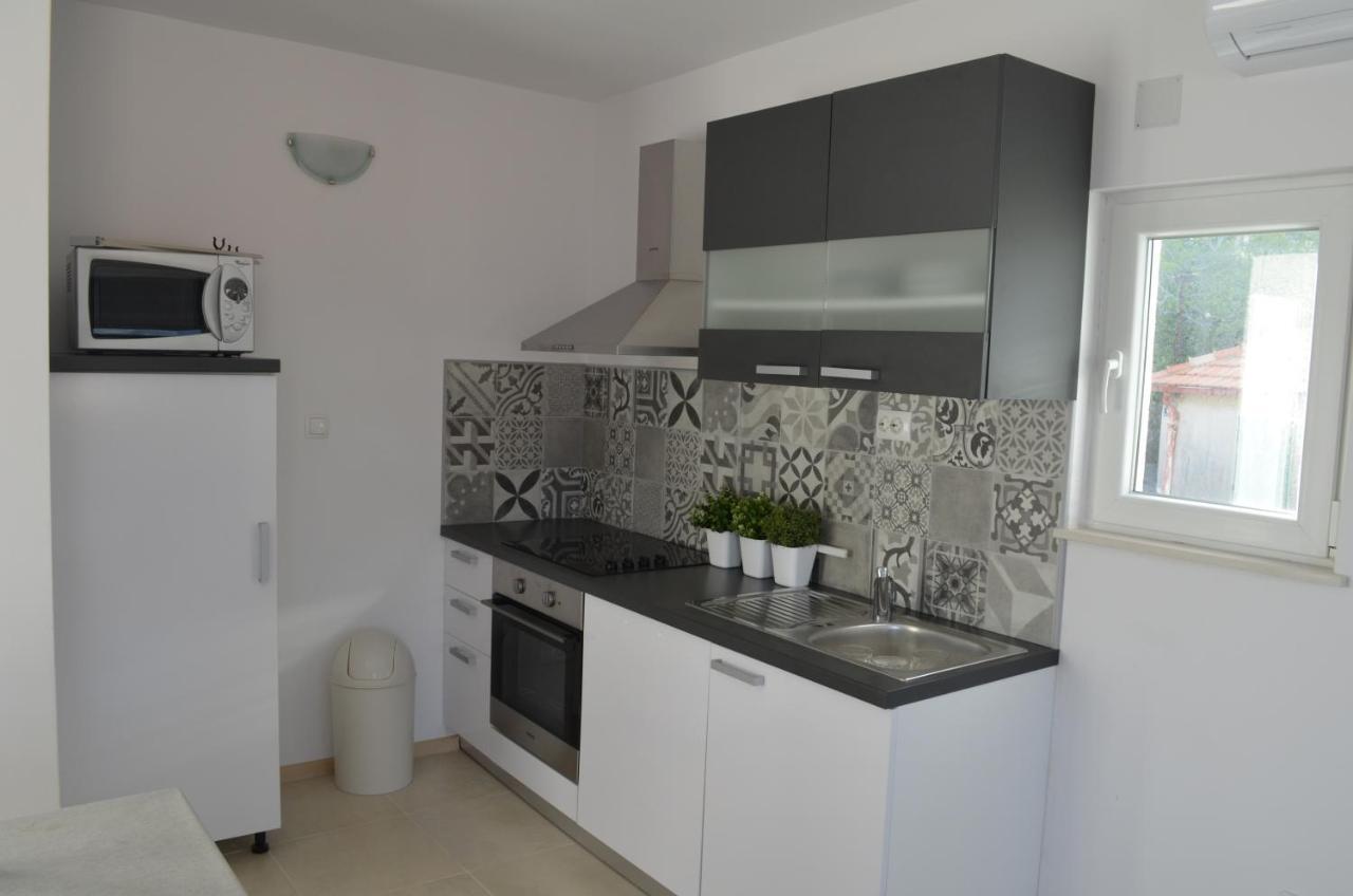 Apartmani Rita Slatine Exterior foto